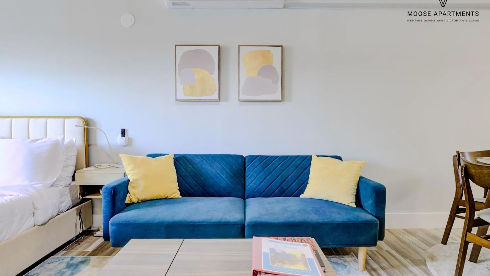 Apartment The Moose #5 - Modern Comfy Studio With King Bed, Free Parking & Fast Wifi Memphis United States