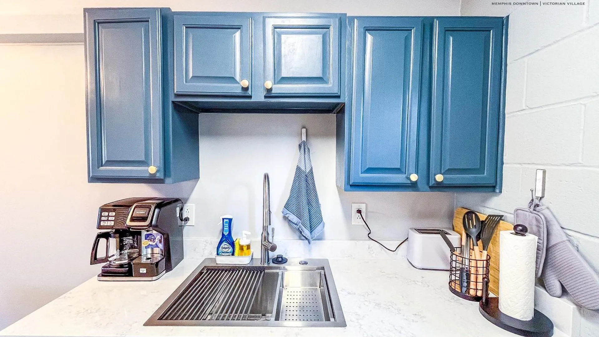 The Moose #5 - Modern Comfy Studio With King Bed, Free Parking & Fast Wifi Memphis