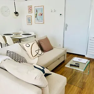 Joli T2 3* 40 M2 Avec Parking Et Terrasse Appartement Aix-les-Bains
